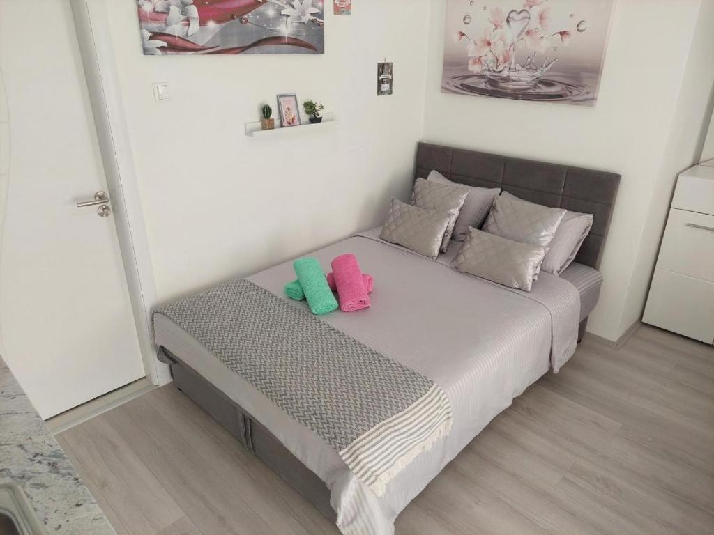 City Lux Square Apartment Skopje Eksteriør billede