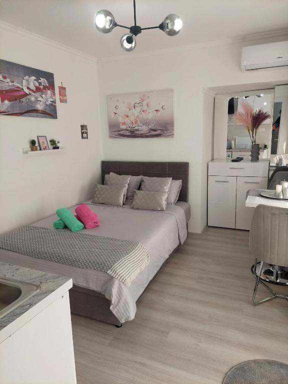 City Lux Square Apartment Skopje Eksteriør billede